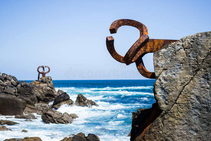 Peine del Viento sculpture in San Sebastian